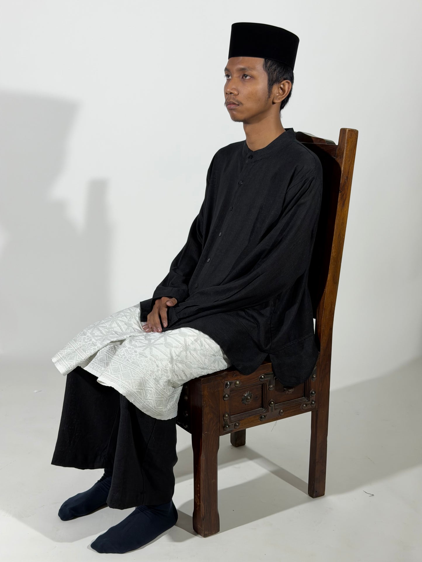 LONG SLEEVE MANDARIN COLLAR SHIRT