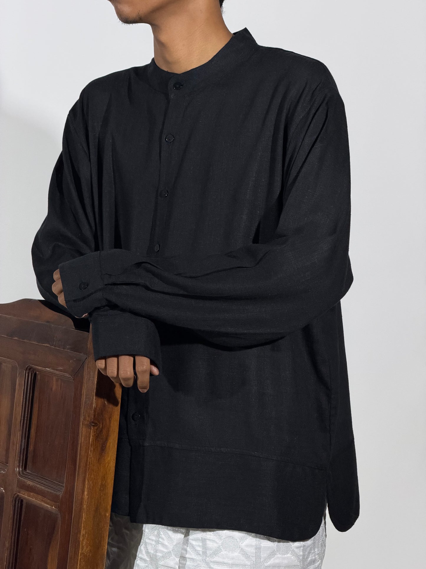 LONG SLEEVE MANDARIN COLLAR SHIRT