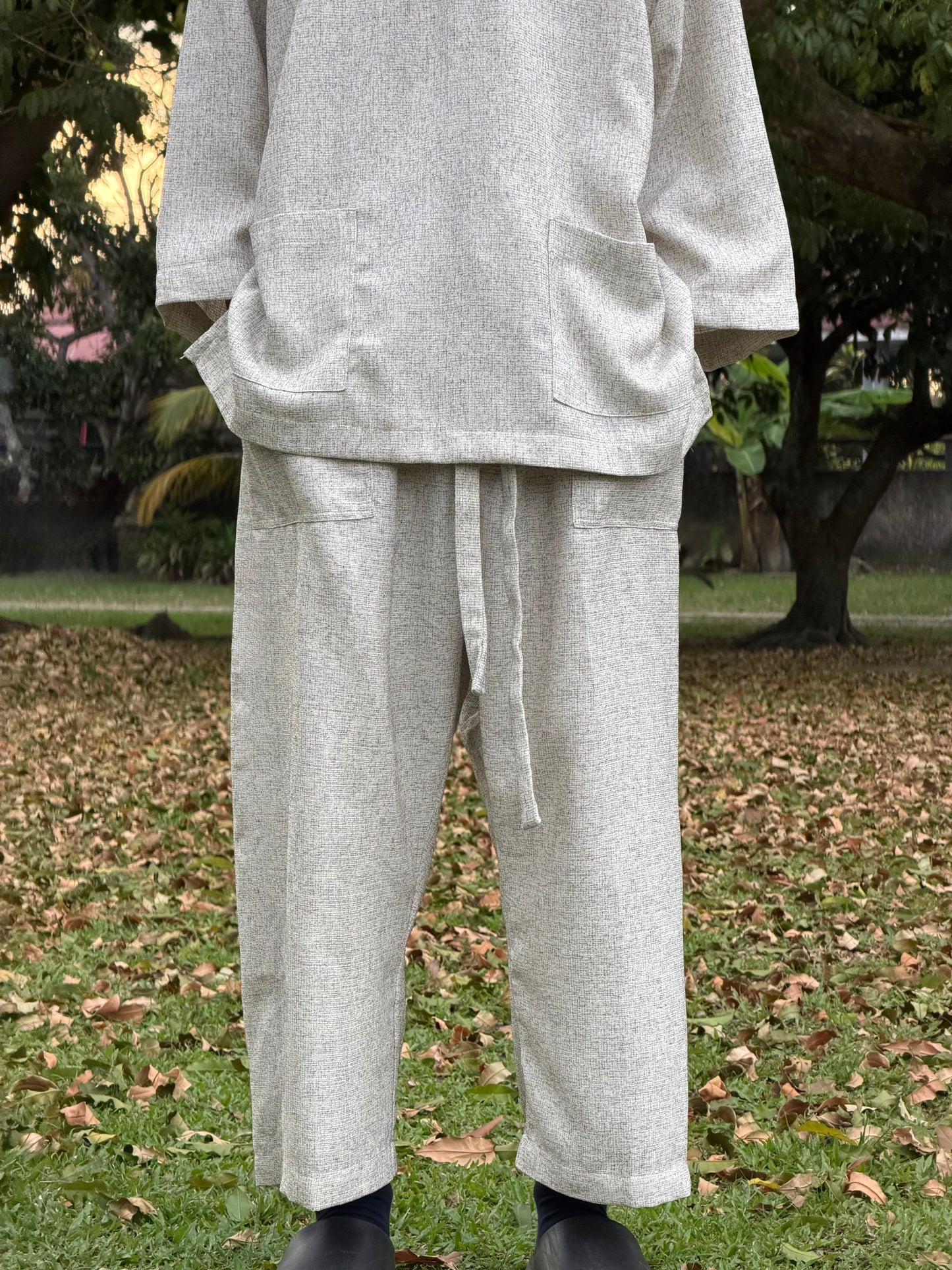 OVERSIZED 4-POCKETS PANTS