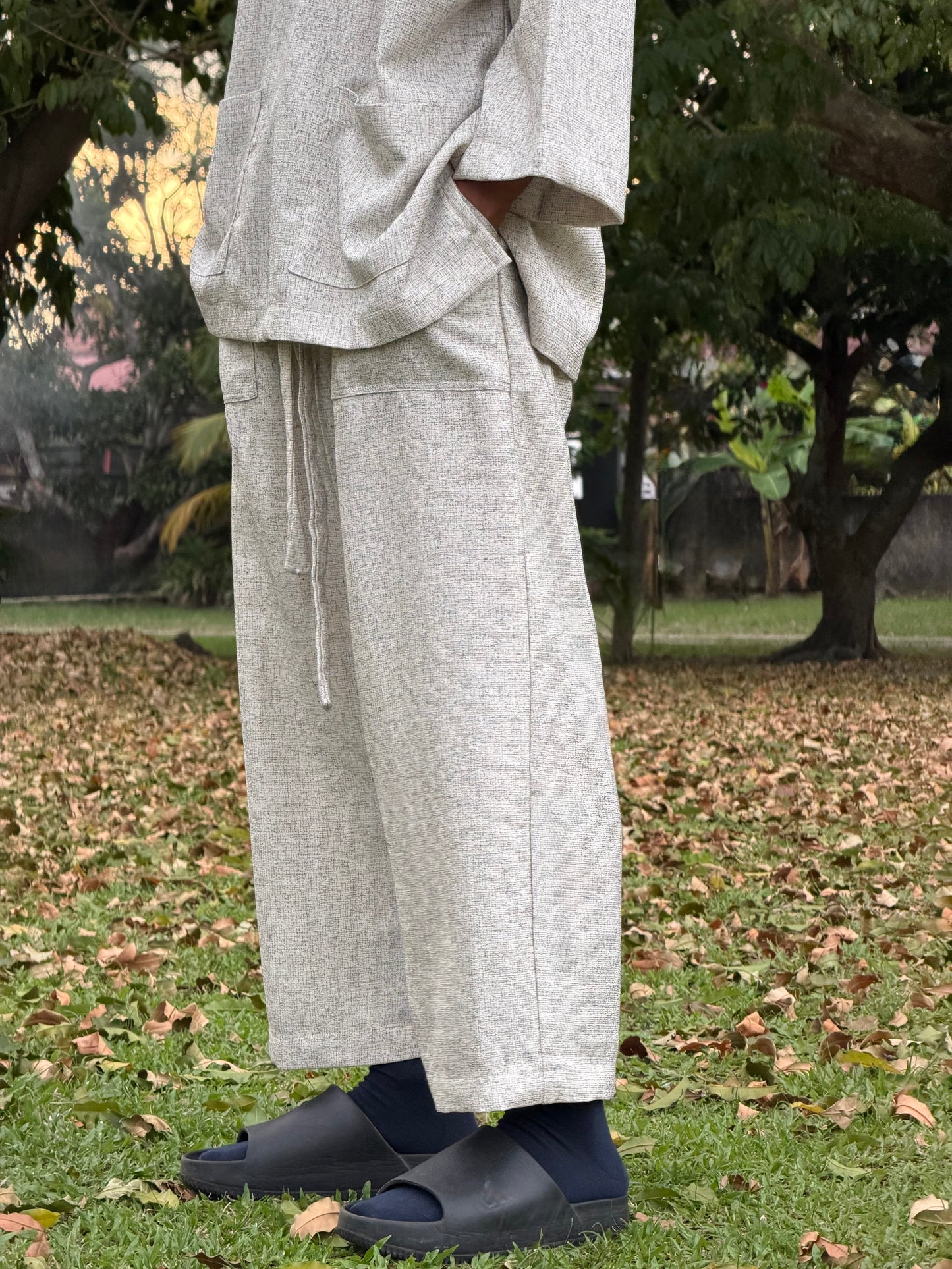 OVERSIZED 4-POCKETS PANTS